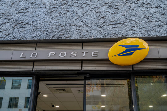 Enseigne fran&ccedil;aise de la poste