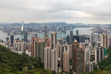 Fototapeta premium View of Hong Kong from trail road to Victoria Peak in Hong Kong.