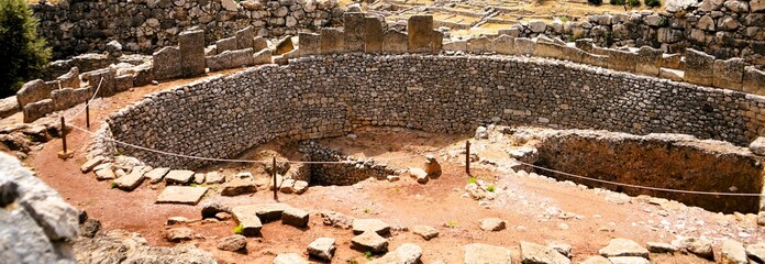 Entrance to a tholos, a tomb during the Bronze Age near the fortress of Mycenae on Peleponnes in...