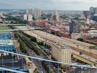 Traffic on the Delaware Expressway in downtownPhiladelphia, Pennsylvania, United States.