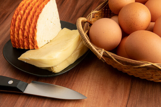 eggs and cheesse
