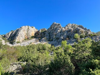Limestone rocks in Mala Paklenica canyon, Seline (Paklenica National Park, Croatia) - Kalksteinfelsen in der Schlucht Mala Paklenica, Seline (Nationalpark Paklenica, Kroatien)