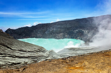 Volcano Kawah Ijen, Banyuwangi, Java, Indonesia, Southeast Asia.