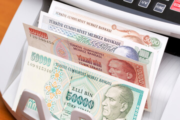 Old Turkish Lira in the counting machine