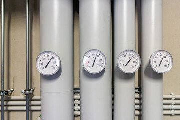 Temperature displays on various heating lines of a hot water local heating system