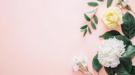 Obraz premium A soft pastel background featuring assorted flowers and greenery for decorative purposes.