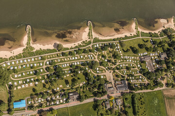 Campingplatz in Rodenkirchen im Süden von Köln auf der linken Rheinseite.