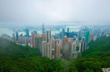 Obraz premium Skyline of Hong Kong at daytime from Victoria Peak