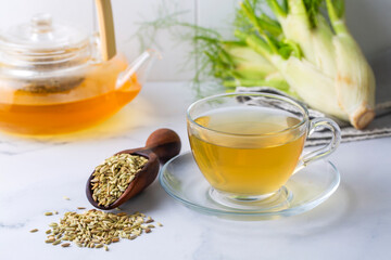 Aromatic fennel tea and seeds