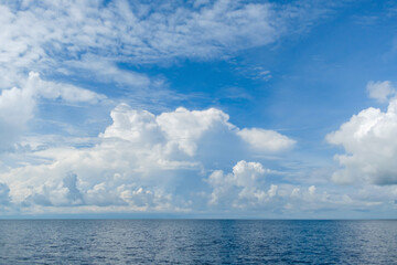 Obraz premium Cloudscape and Ocean, southern Andaman Sea Thailand