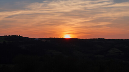 Obraz premium Sunsets in the hill background.