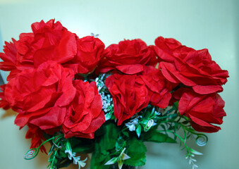 Obraz premium beautiful red bouquet of gerberas and roses