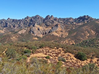 Landschaft im Pinnacles Nationalpark in Kalifornien