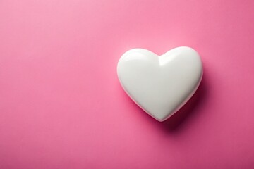 Fototapeta premium Close-Up white heart background with hearts on pink background