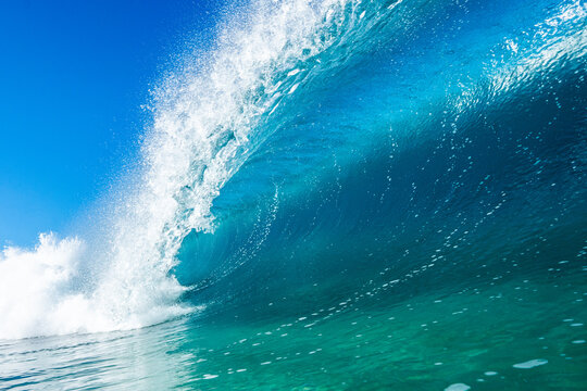 crashing waves 