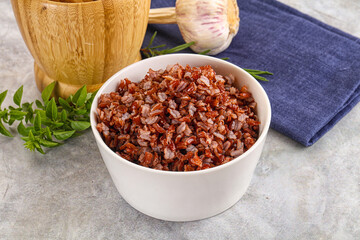 Red steamed rubine rice garnish