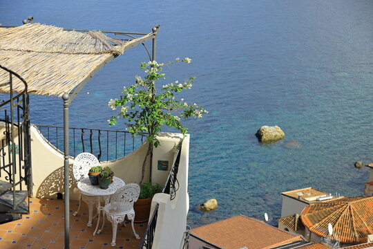 balcony, chianalea, scilla, reggio calabria, italy