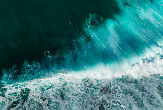 crashing waves 