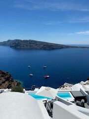 Obraz premium Beautiful Greek Island and Blue Ocean View