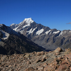 Fototapeta premium Mount Cook in summer, seen from the Sealy Tarns hiking route.