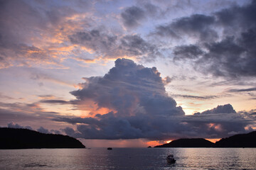 Atardecer en bahia de Zihuatanejo..