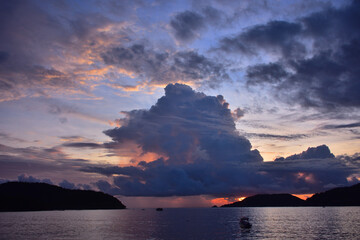 Atardecer en bahia de Zihuatanejo..