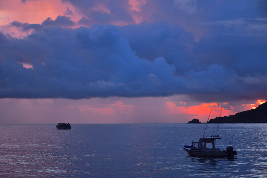 Atardecer en bahia de Zihuatanejo..