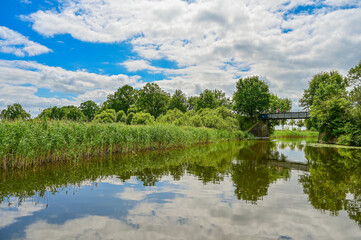 Mit dem Hausboot über die Havel in der Lünower Streng– Entspannender Wochenendtrip auf dem Wasser durch Brandenburg an der Havel, Deutschland