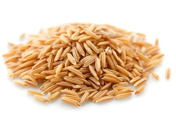 Obraz premium Brown rice isolated on white background