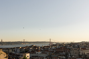 Portugal: Blick auf die Stadt Lissabon 