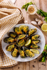 baked mussels with butter and parsley