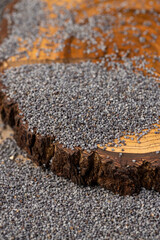 scattered poppy seeds for cooking