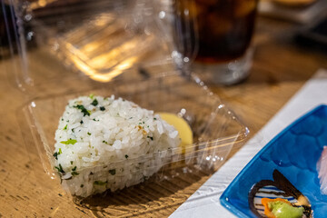 【#ピクニック】おにぎり弁当