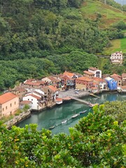 Obraz premium Promenade and waterfront in old town Pasaia, the Basque Country, Spain