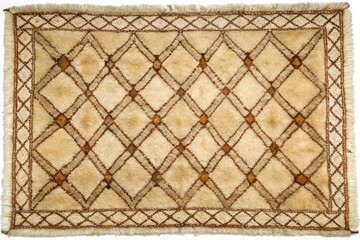 Soft Cream Moroccan Berber Rug in Calming Beige with Traditional Patterns for Cozy Interiors