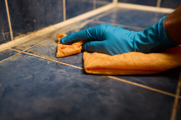 A Comprehensive and Thorough Cleaning of Bathroom Grout and Tiles for Immaculate Hygiene