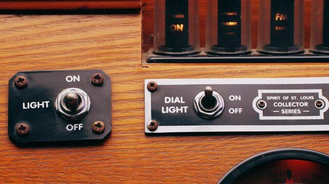 Old Retro AM FM Radio with tubes, Hand Changing stations , bulb vintage music player.