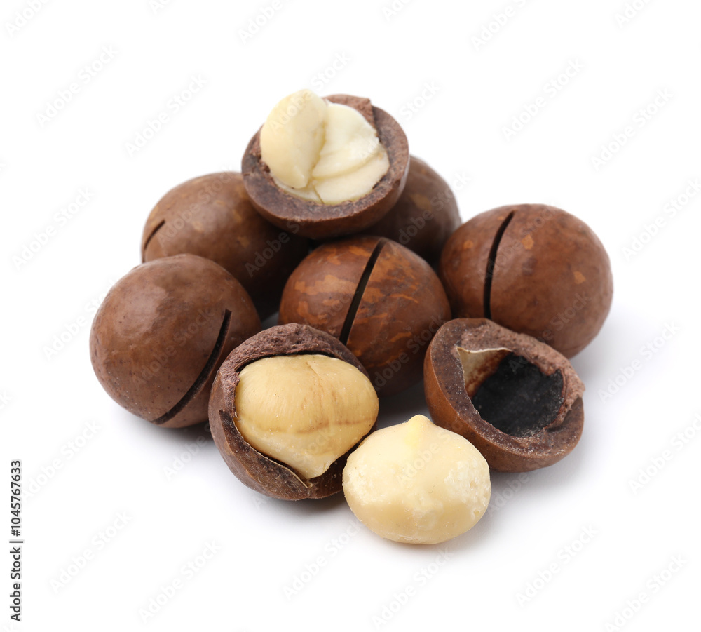 Poster Macadamia nuts with shells isolated on white