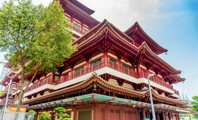 The Buddha Tooth Relic Temple located in the Chinatown district of Singapore.