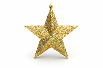 Obraz premium A golden star-shaped Christmas ornament isolated on a white background.
