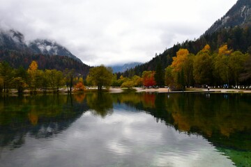 Fototapeta premium View of lake Jasna ain autumn with a reflection in the water near Kranjska Gora, Slovenia