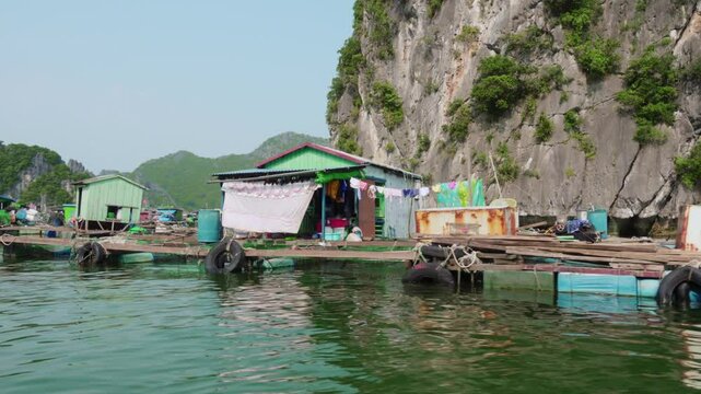 Vietnam - Ha Long Bay, Cat Ba
