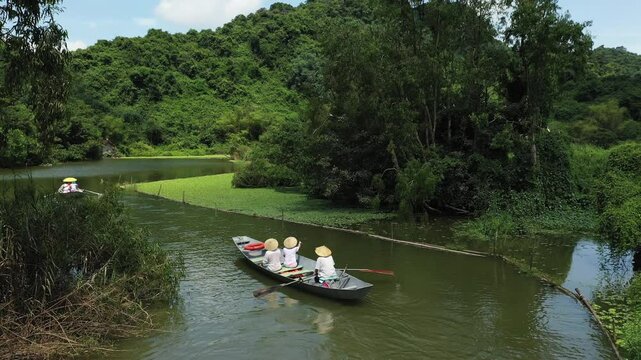 Ninh Binh - River oasis for birds