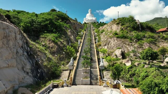 Quy Nhon, Vietnam - Ong Nui Temple_2