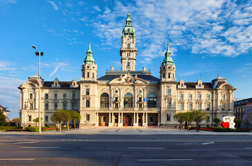Obraz premium City hall in town Gyor, Hungary