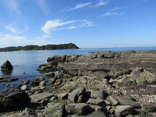 熊本県天草市牛深、東シナ海を望む美しい海と海岸の風景