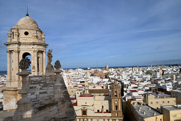 Cadix vue de la cathédrale un jour ensoleillé
