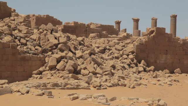 Sudan, Nubia, Naga, amun temple columns