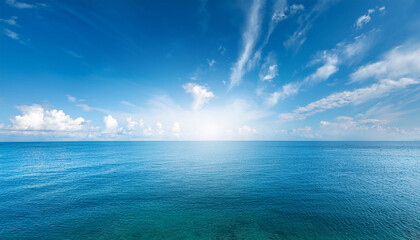 Fototapeta premium summer sea water with sunlight of beautiful cloudy sky.