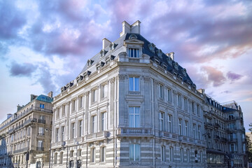 Fototapeta premium Paris, beautiful facades in the 7e arrondissement, rue Saint-Dominique 
